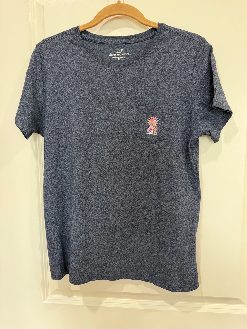 Vineyard Vines Navy Heather Pocket Tee with Pineapple Patch